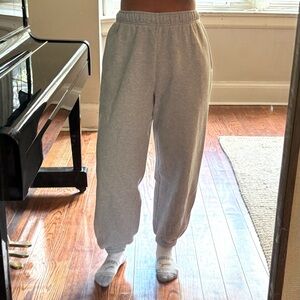 Aritzia TNA Cozy Fleece Mega Gray Sweatpants